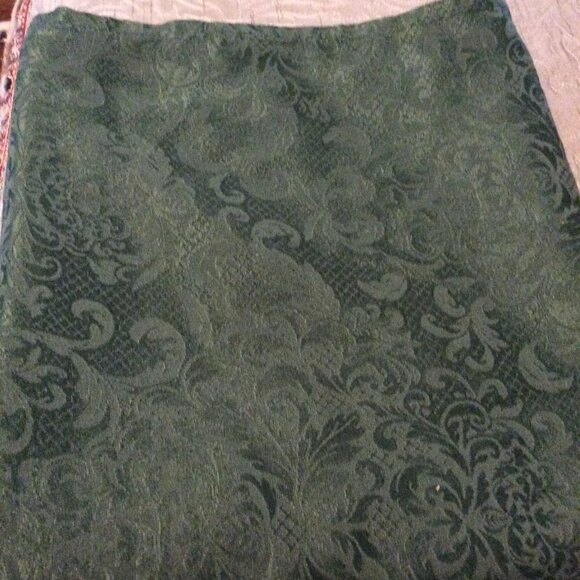 Table Lines - Picture 1 of 2